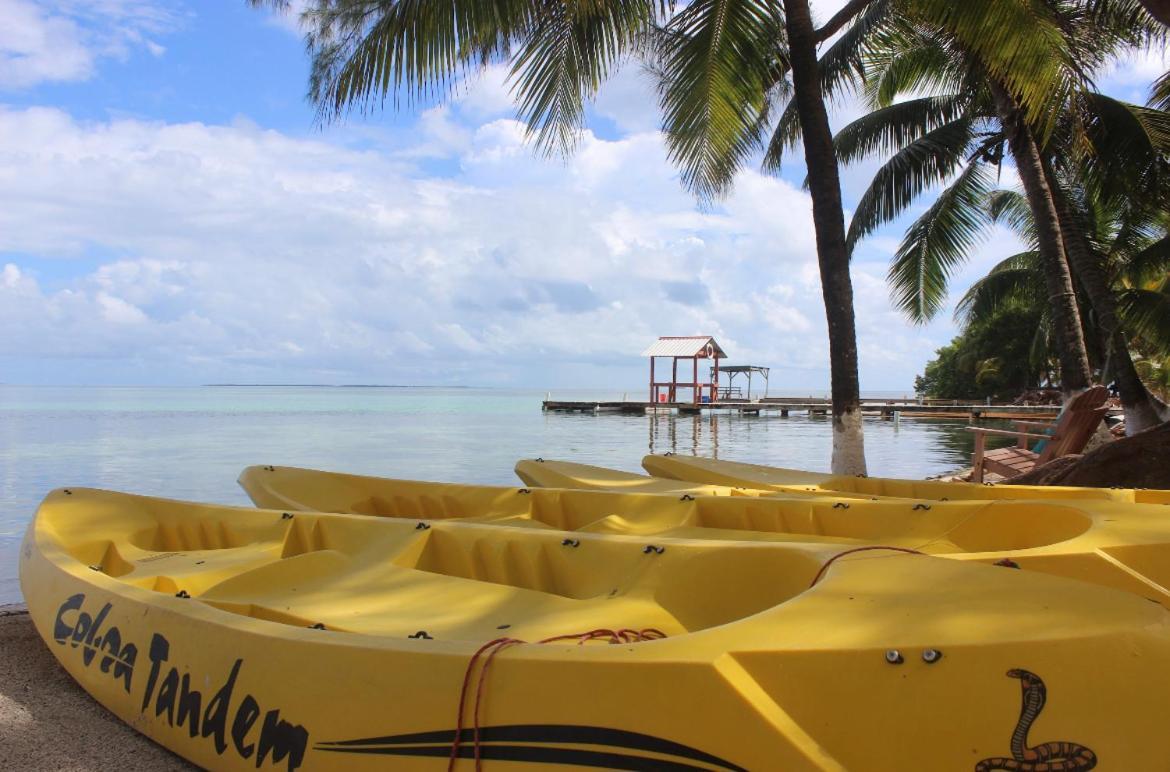 Blue Marlin Beach Resort Dangriga Exterior foto