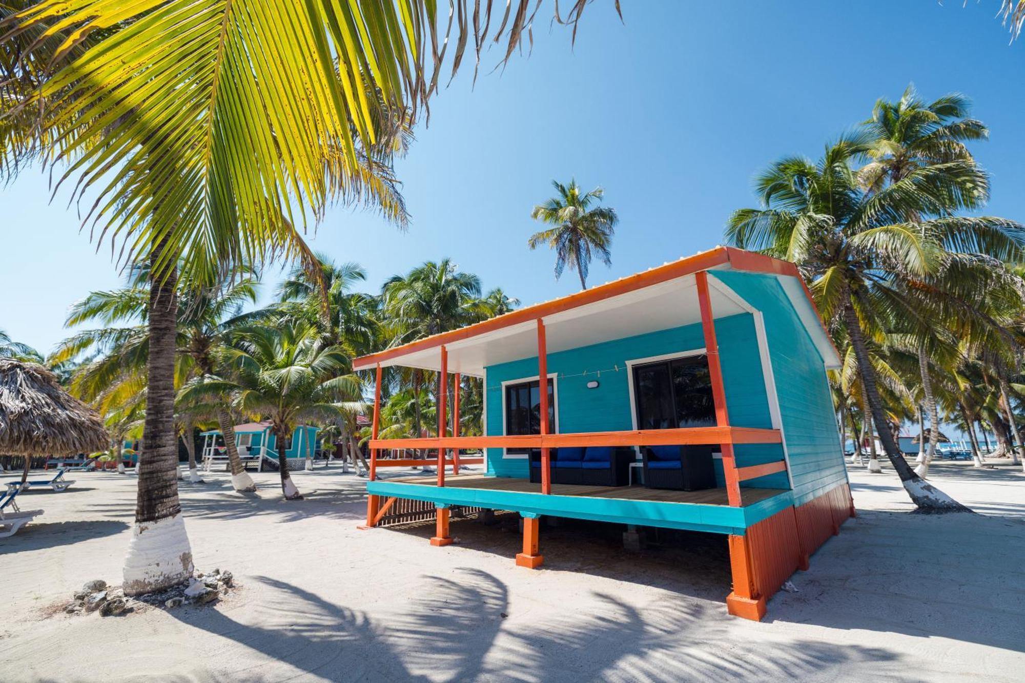 Blue Marlin Beach Resort Dangriga Exterior foto